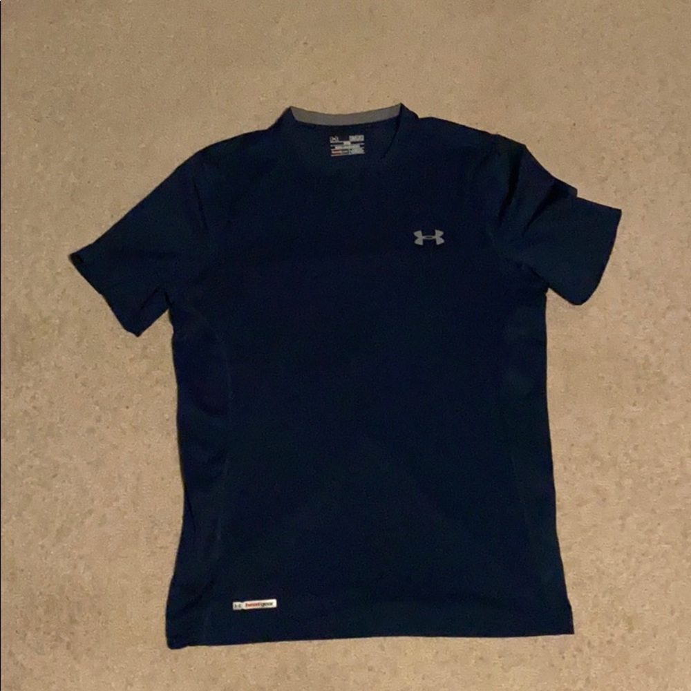 Under armor short sleeve heat gear shirt